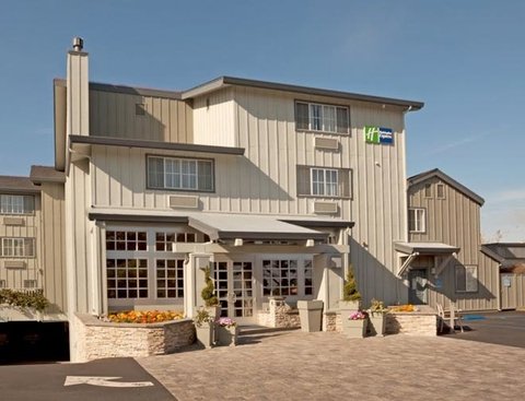 Holiday Inn Express Monterey